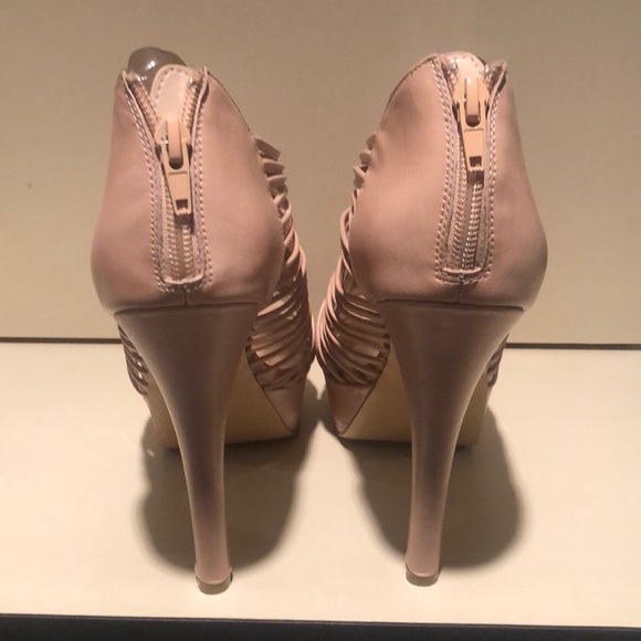 Worn once blush pink heels - Picture 3 of 3